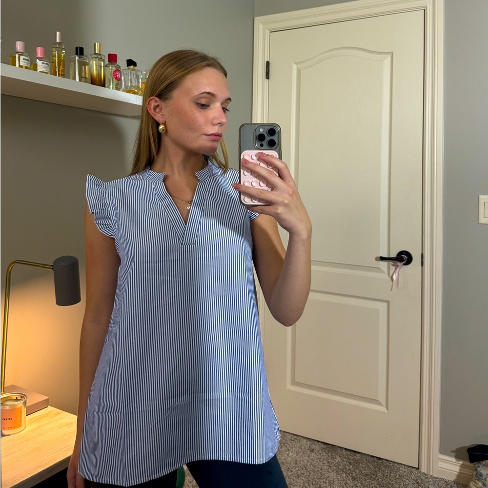 Classy, stripped women's shirt!